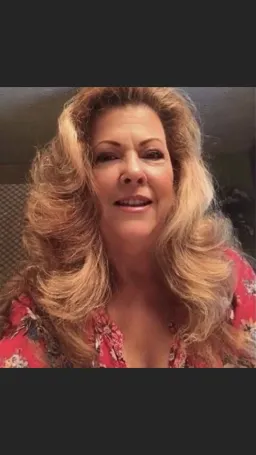 Liz Cole
